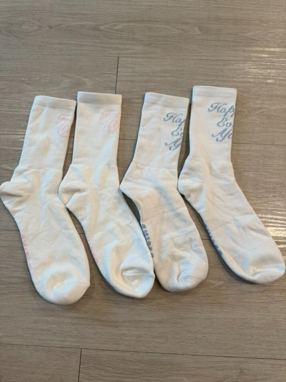SKIMS Wedding Bridal Crew Socks Bundle Bride to Be Happily Ever After Size Mediu